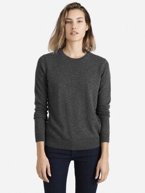Everlane 100% Cashmere Crew Neck Sweater in Charcoal Gray Size small
